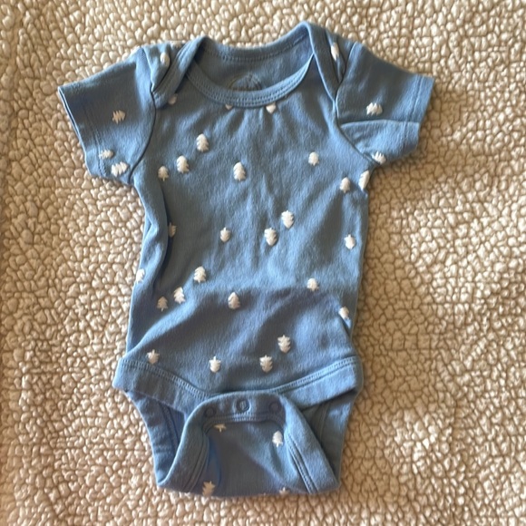 Boys Onesie and Hat - Picture 2 of 5